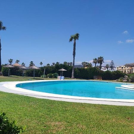 Apartamento En Urbanizacion De Primera Linea De Playa, Atlanterra סהרה דה לוס אטונס מראה חיצוני תמונה